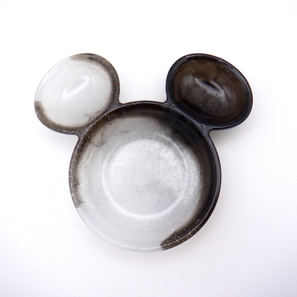 Handmade Resin Mouse Trinket Dish - Picture 1 of 7